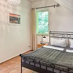 Emma Bad Schandau